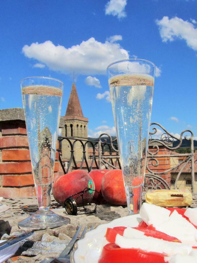 Вилла Torre Medioevale D'Uguccione Сансеполькро Экстерьер фото